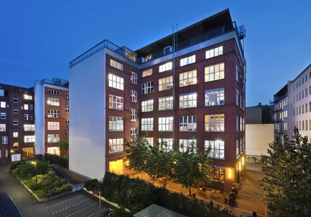 Alte Lokfabrik mieten in der chausseestr 8 Berlin Mitte